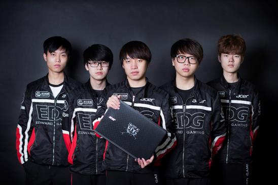 带有戏剧性 带有戏剧性