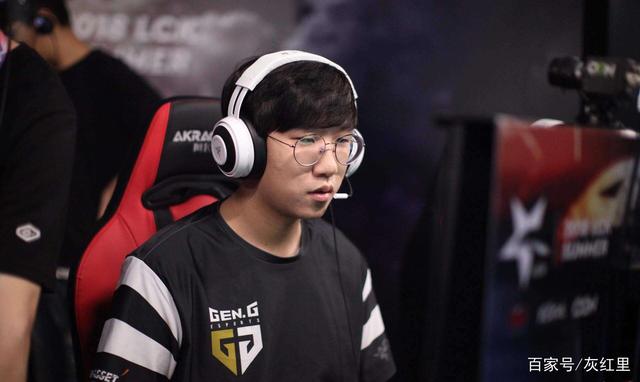 构建叙事并 构建叙事并