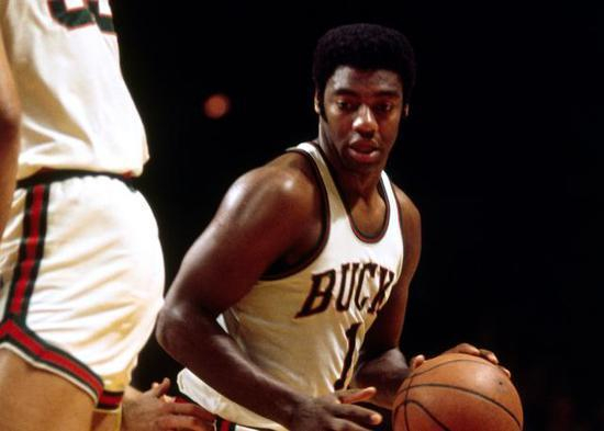 但仍需与行 但仍需与行