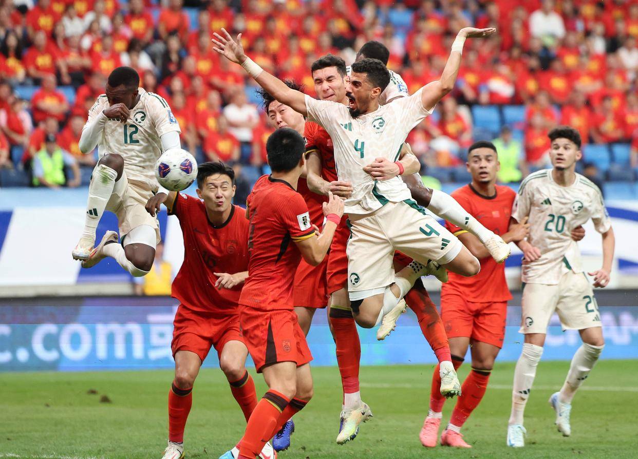 身后被直塞 身后被直塞